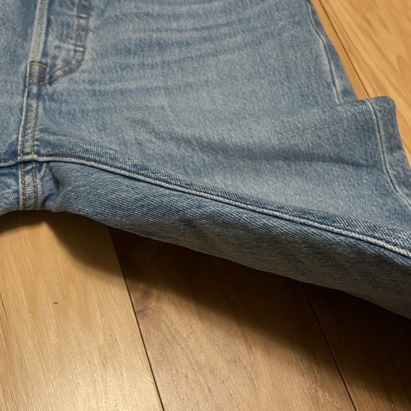 Levi’s Women’s 501 Distressed Straight Leg High Rise Jeans Button Fly Size 27x26 - Picture 5 of 14